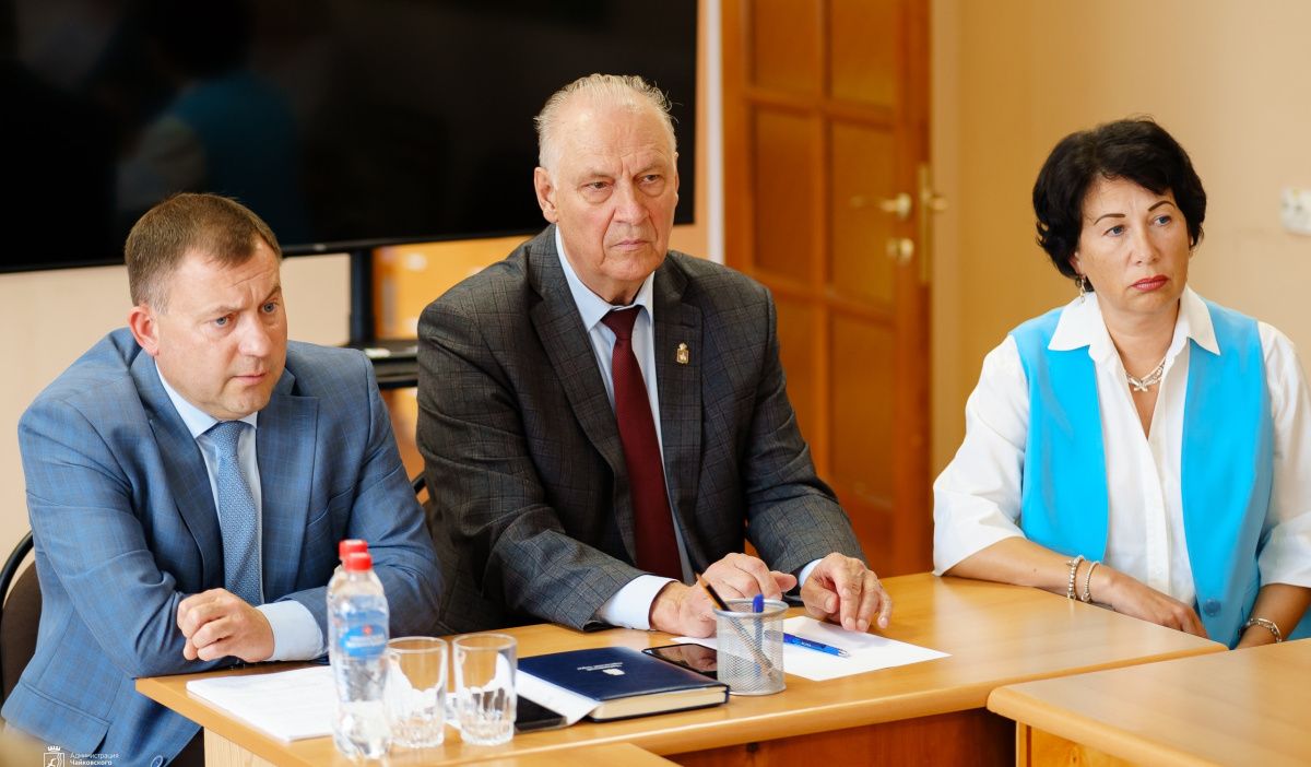 Глава Чайковского округа Алексей Агафонов посетил &quot;Птицефабрику Чайковская&quot;