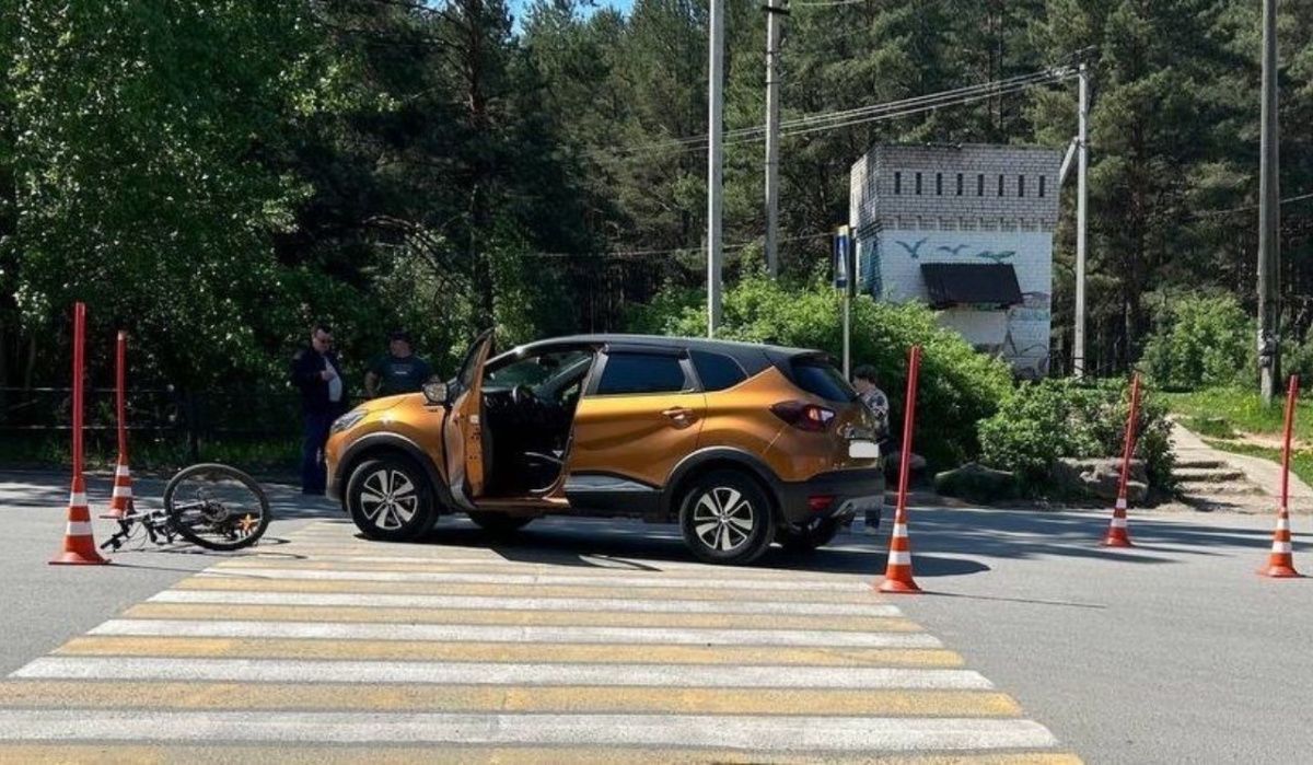 В Чайковском на переходе произошел наезд на велосипедиста