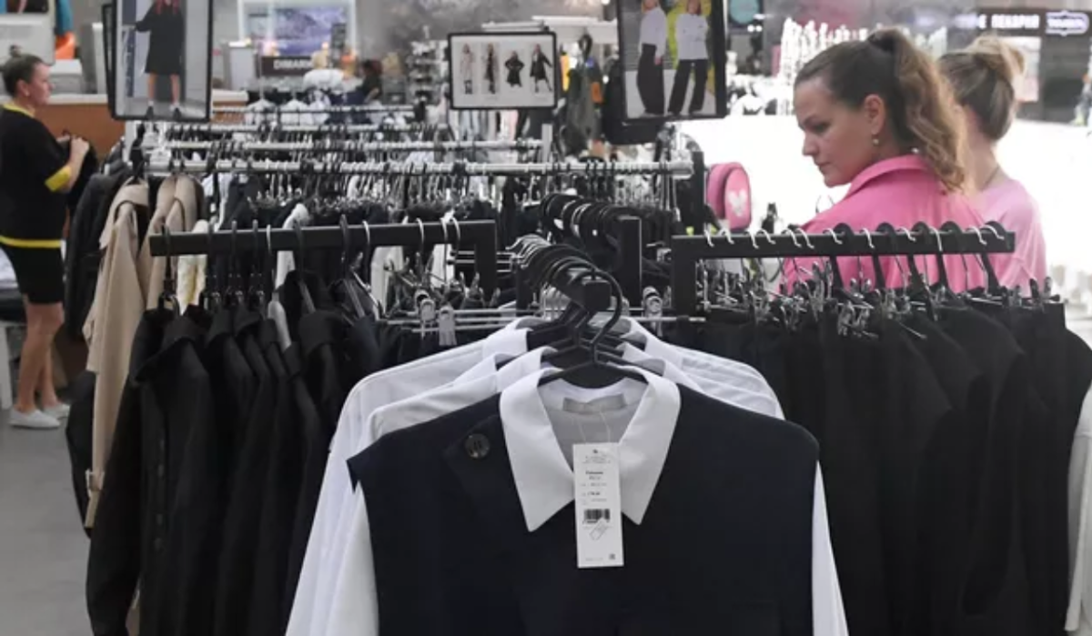 Минпросвещения отказалось от введения единой школьной формы