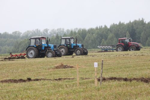 В Нижегородской области в весенних полевых работах будут задействованы тысячи спецмашин 
