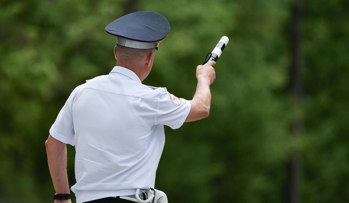 Госдума повысила штраф за игнорирование требования полиции остановить машину