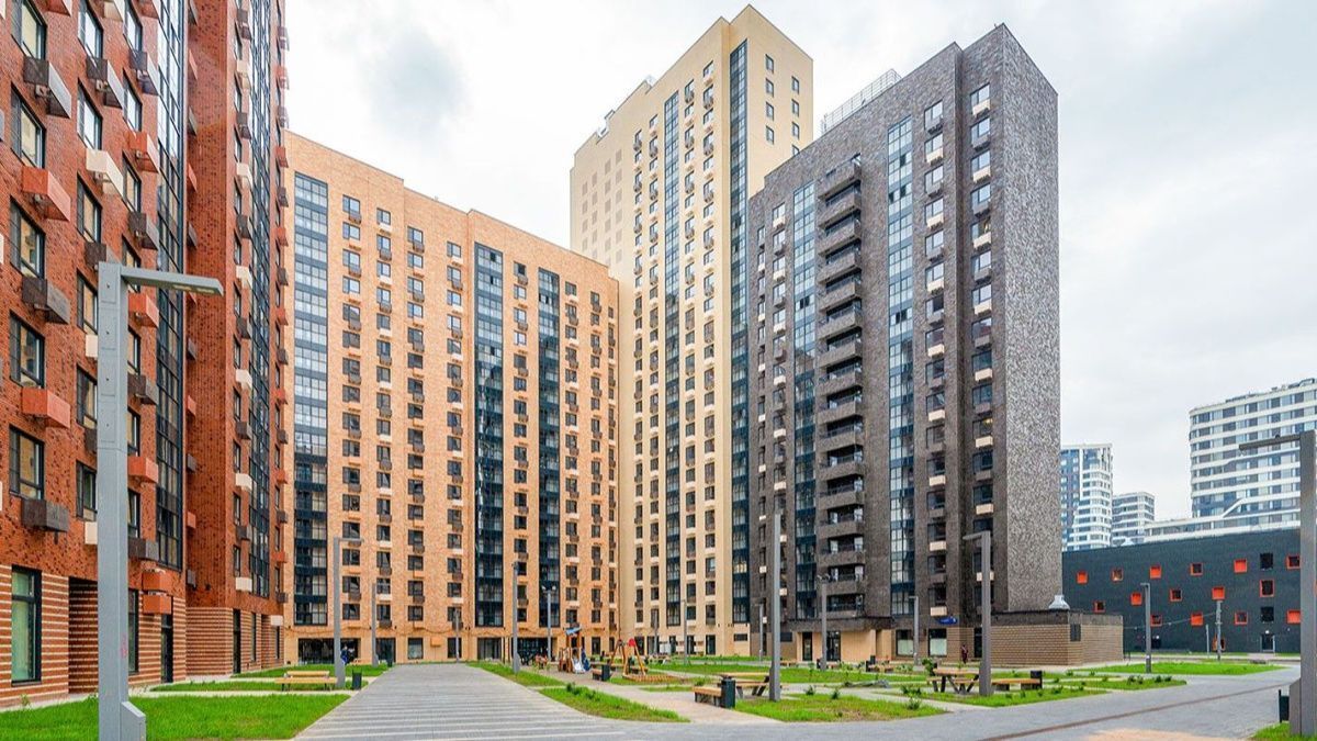 Стоимость жилья на первичном и вторичном рынках в России различается на 51%