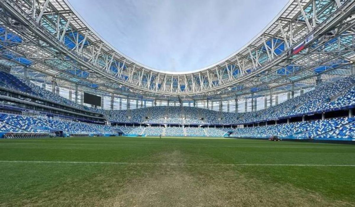 В Нижнем Новгороде восстанавливают стадион после драки