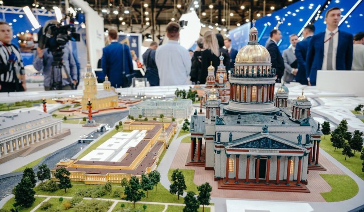 Беглов: Петербург получил свыше 1 трлн рублей инвестиций на ПМЭФ второй год подряд