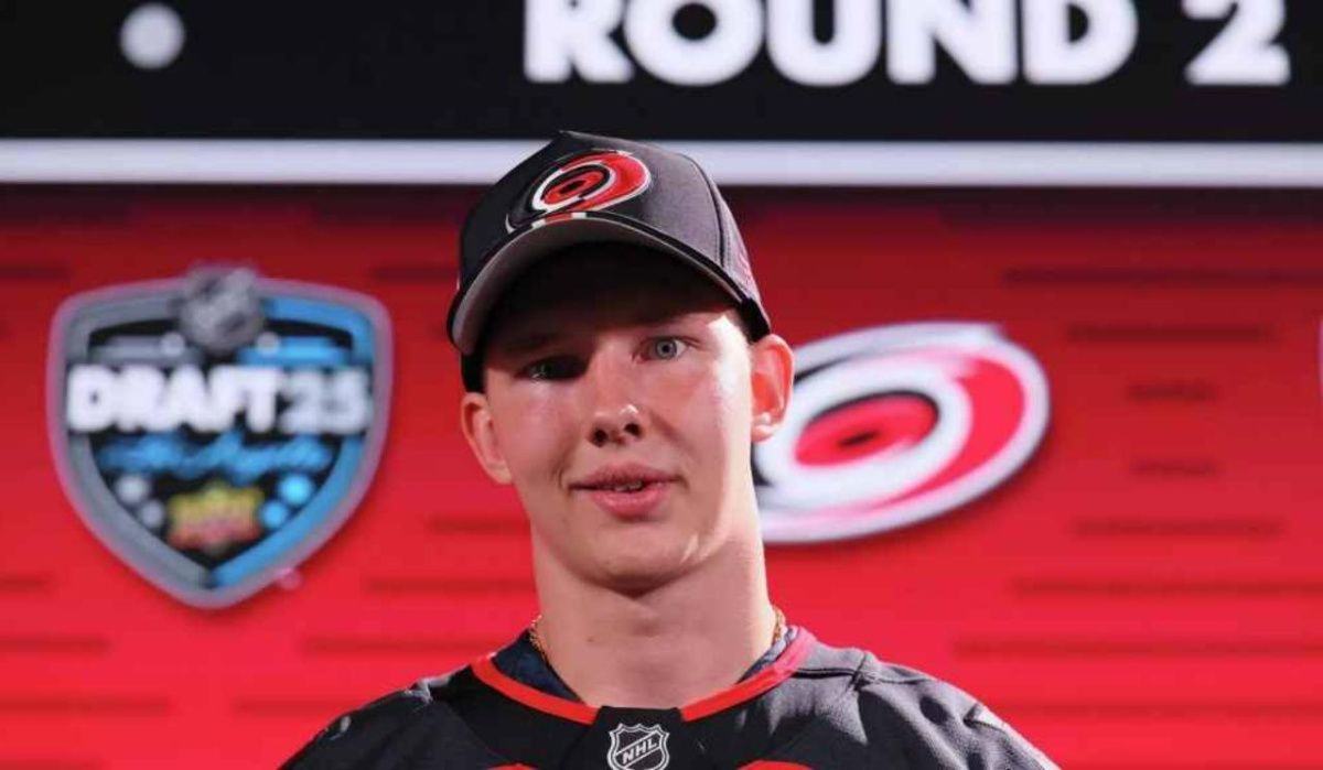 Более 20 россиян выбрали на драфте НХЛ