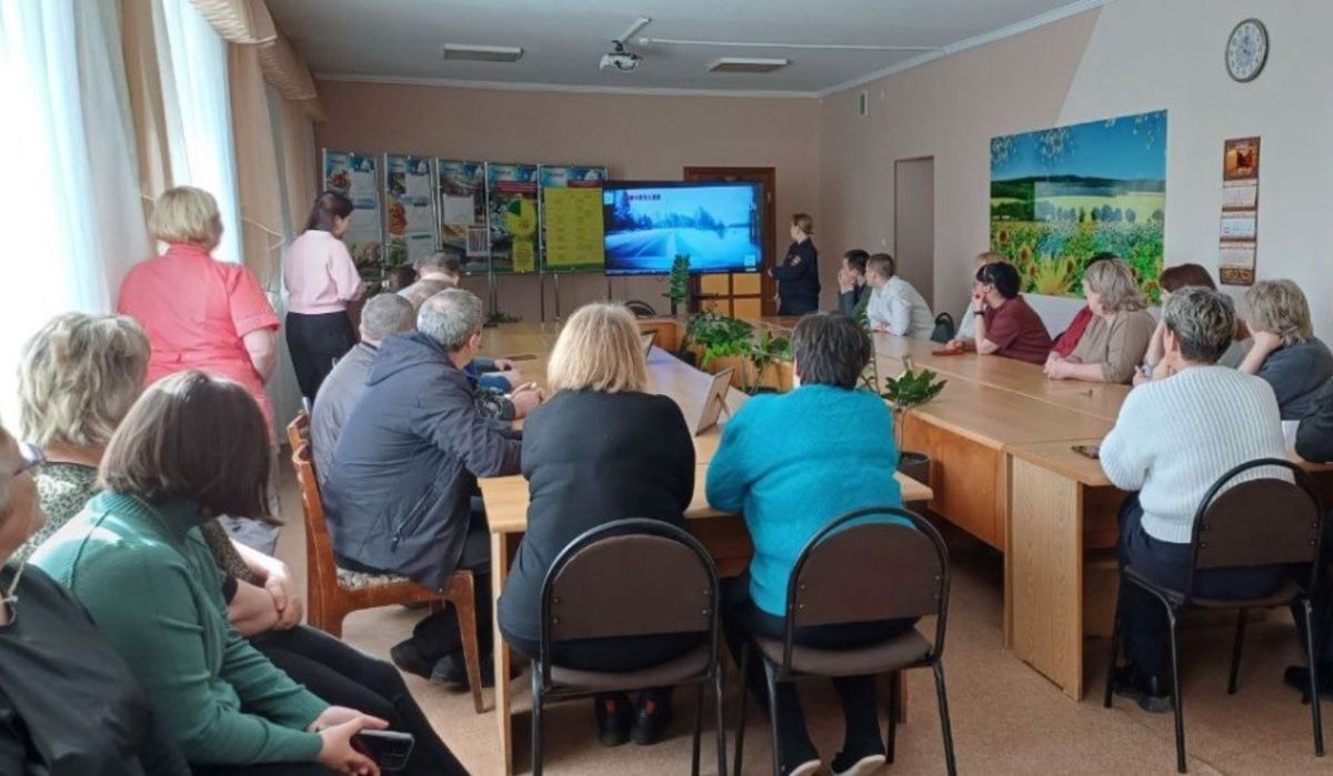 Полиция и общественники Чайковского проводят профилактические беседы на заводах