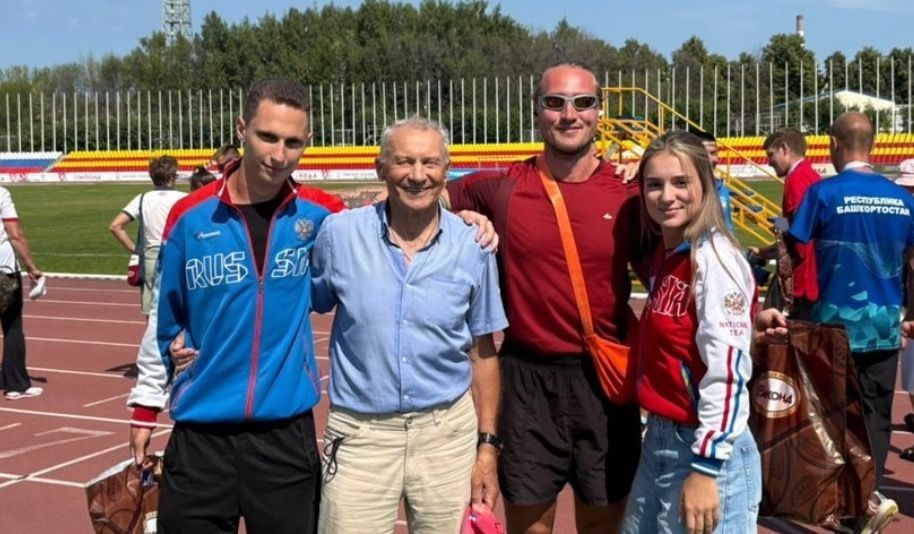 Параатлет из Красноярска Максим Остапенко поставил новый рекорд России