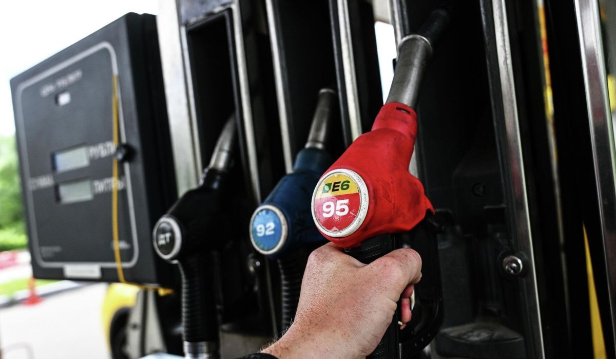 Рентабельность бензина на российских АЗС снизилась до уровня убыточности