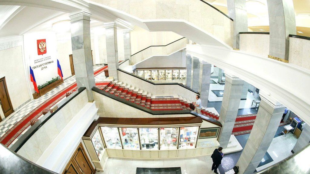Госдума закупила полсотни китайских смартфонов на 4,3 млн рублей