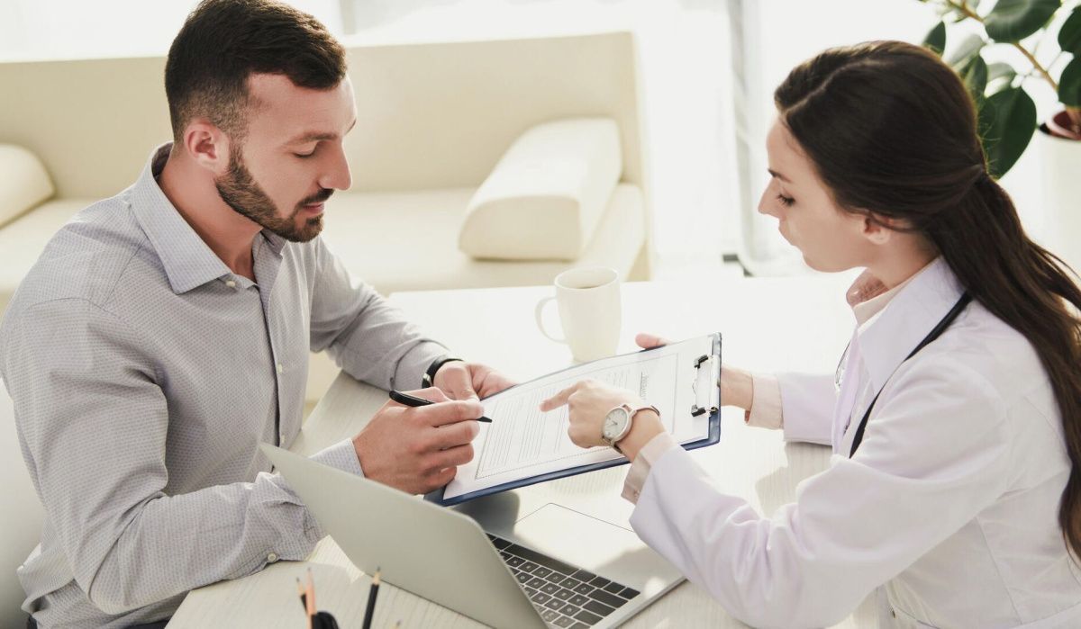 Компании обновляют медстраховки для привлечения и удержания сотрудников