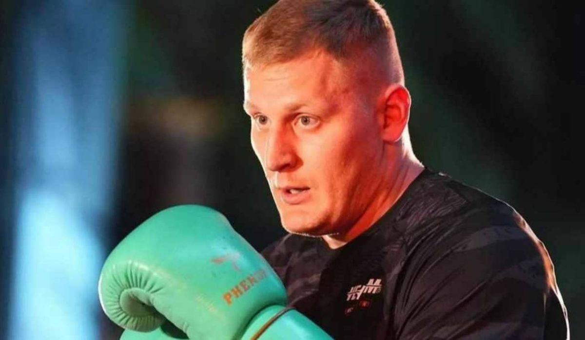 Павлович совершил отличный поступок в честь Дня государственного флага России