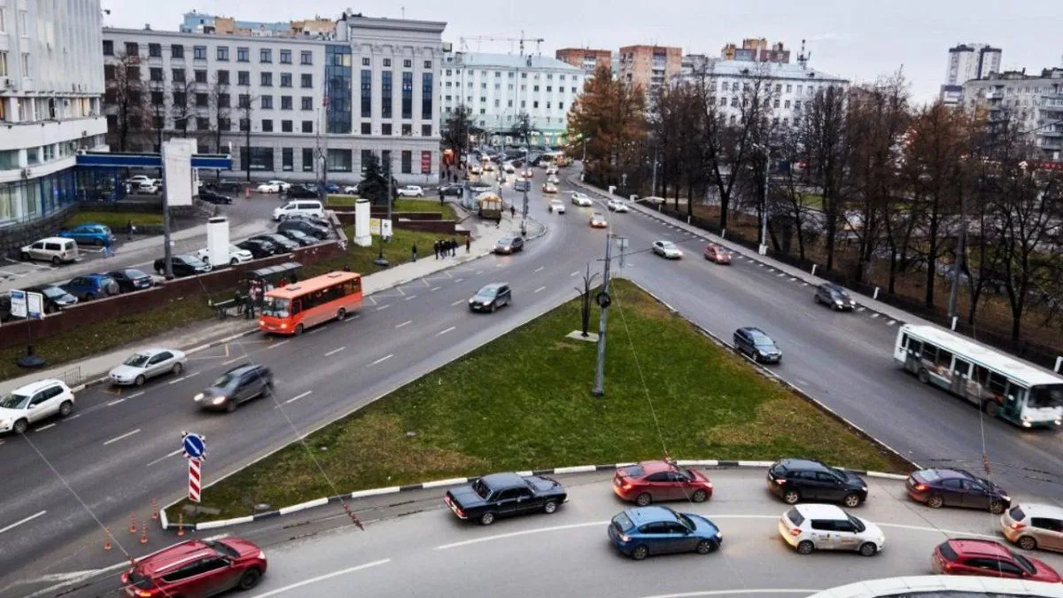 В Нижнем Новгороде запретят парковку на улице и площади Горького